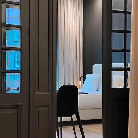 3 Bedroom Art-Nouveau Apartment Ghent